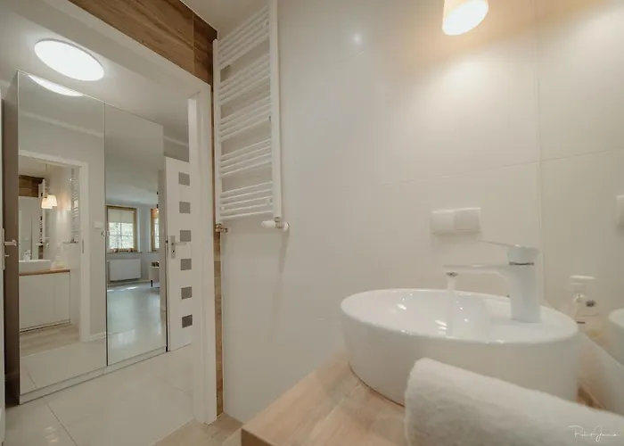 Silence Wichrowe Wzgorze * シクラルスカ・ポレンバ