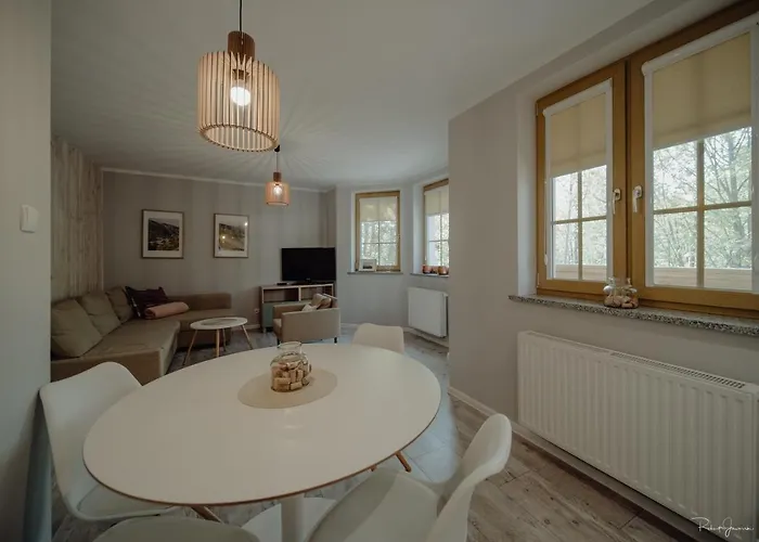 Silence Wichrowe Wzgorze シクラルスカ・ポレンバ