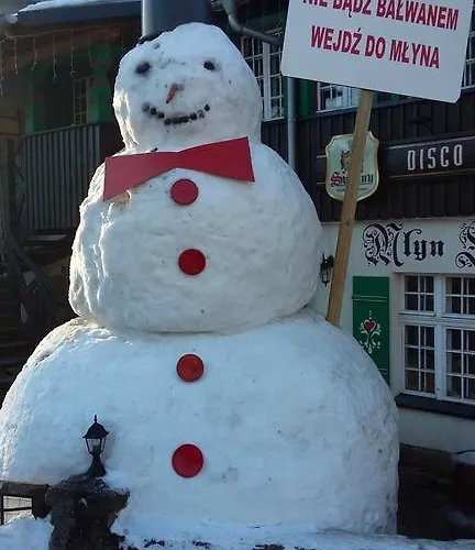 Silence Wichrowe Wzgorze