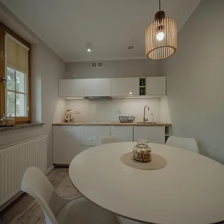 Silence Wichrowe Wzgorze