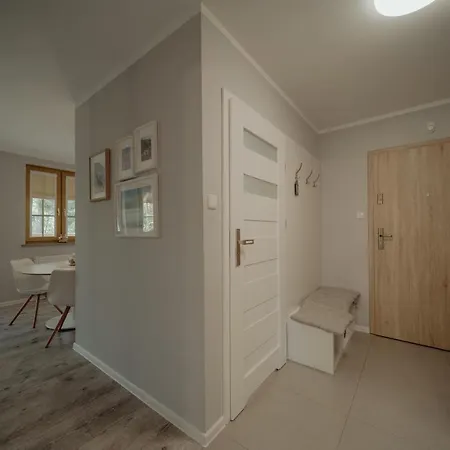 Silence Wichrowe Wzgorze